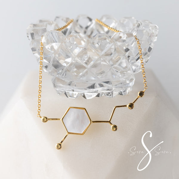 Sera-tonin - Necklace