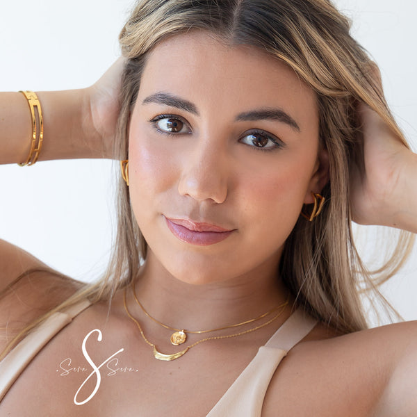 sera sera -jewellery- tidal moon necklace - shimmer in silver collectioner