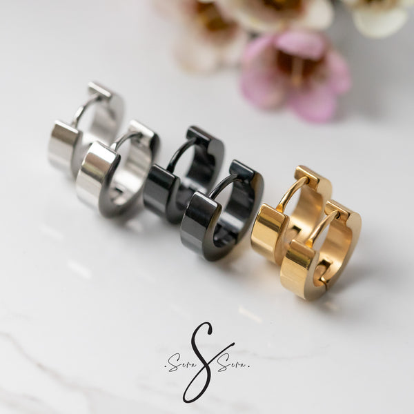 Lucid - Huggie earring