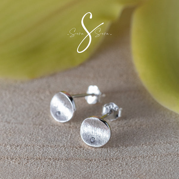 Shallow - Stud Earring