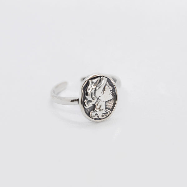 The Portrait - Ring