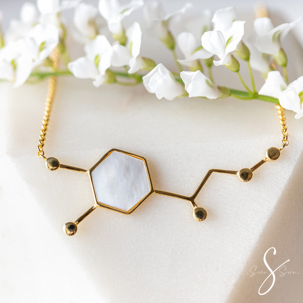 Sera-tonin - Necklace