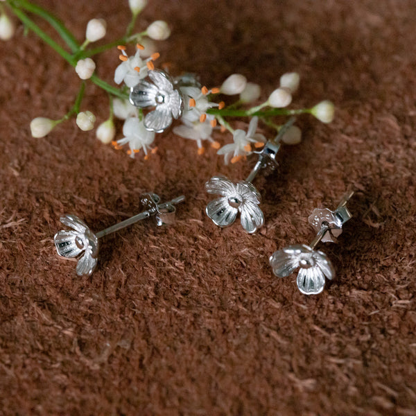 Pretty Petal - Stud earring