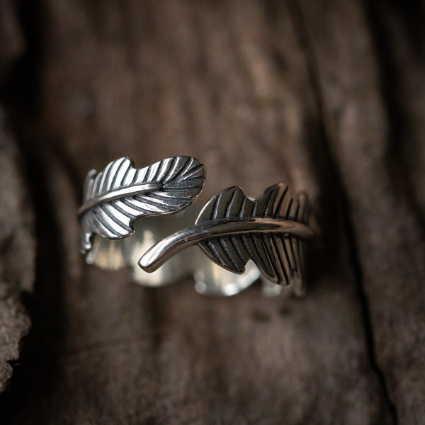 Kitchi - Leaf Ring